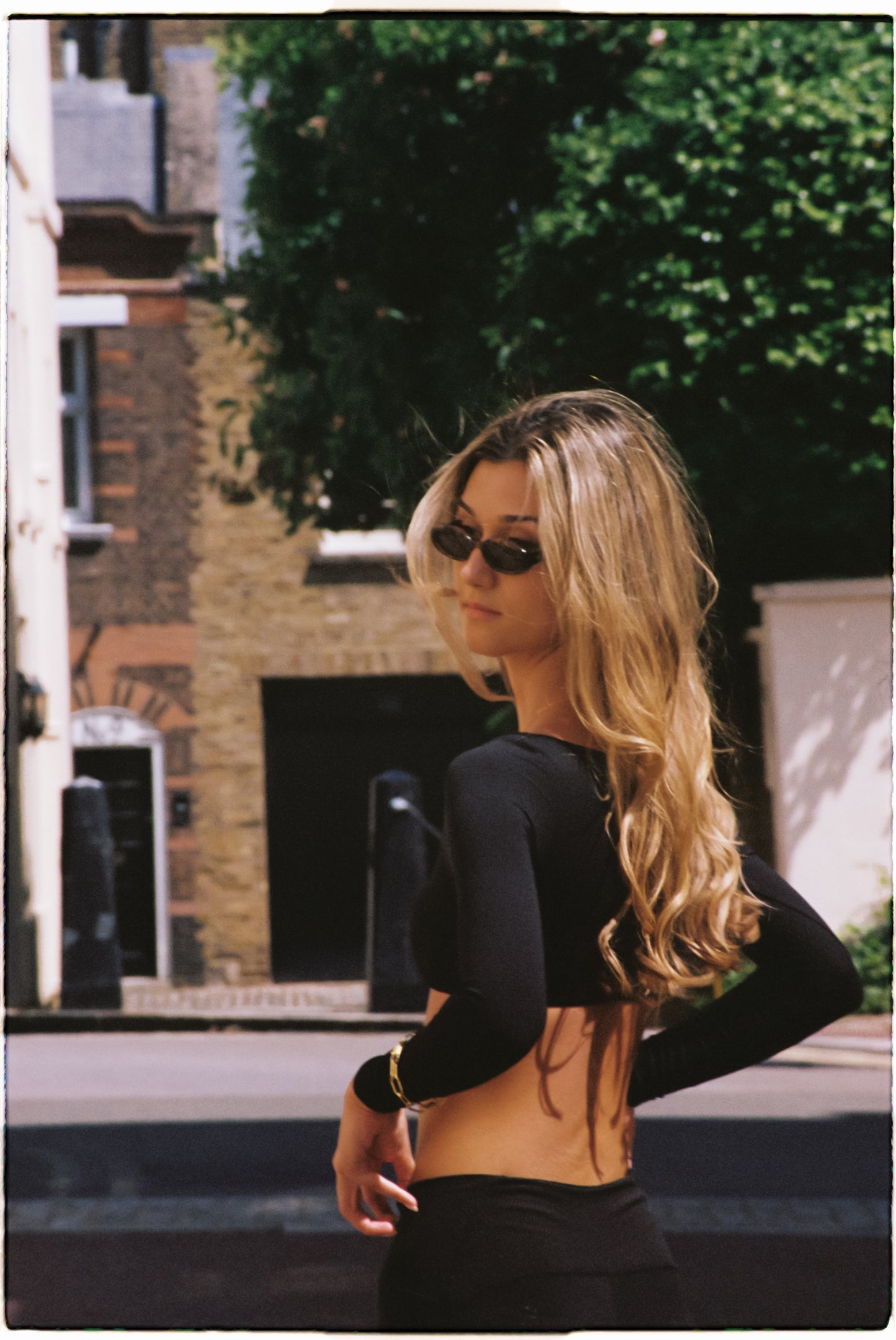 Long sleeve crop